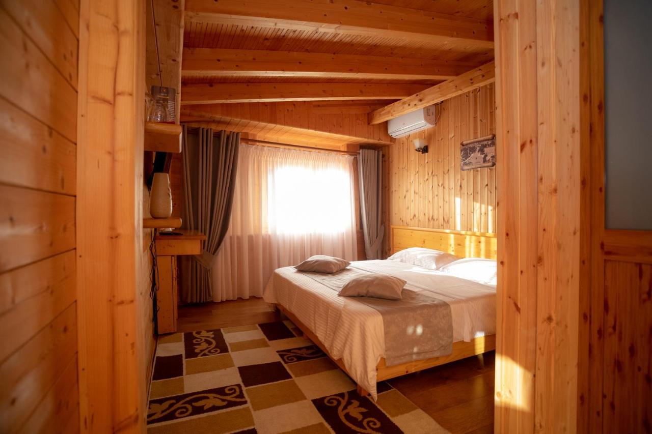 Hotel Shpija E Gjyshit Canaj المظهر الخارجي الصورة