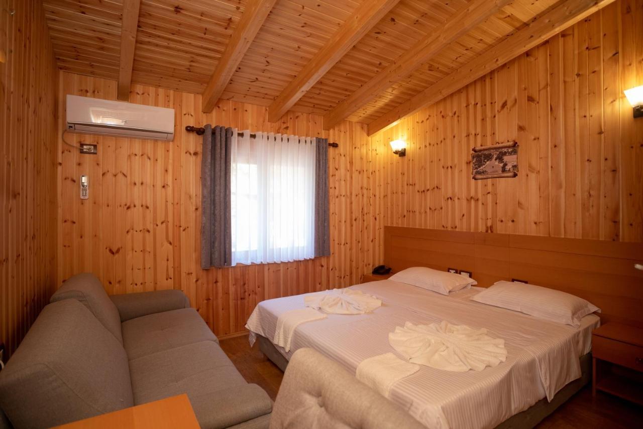 Hotel Shpija E Gjyshit Canaj المظهر الخارجي الصورة